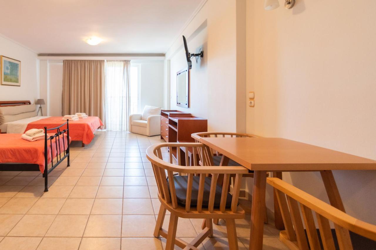 Hotel Grand Nefeli Vasilikí Buitenkant foto