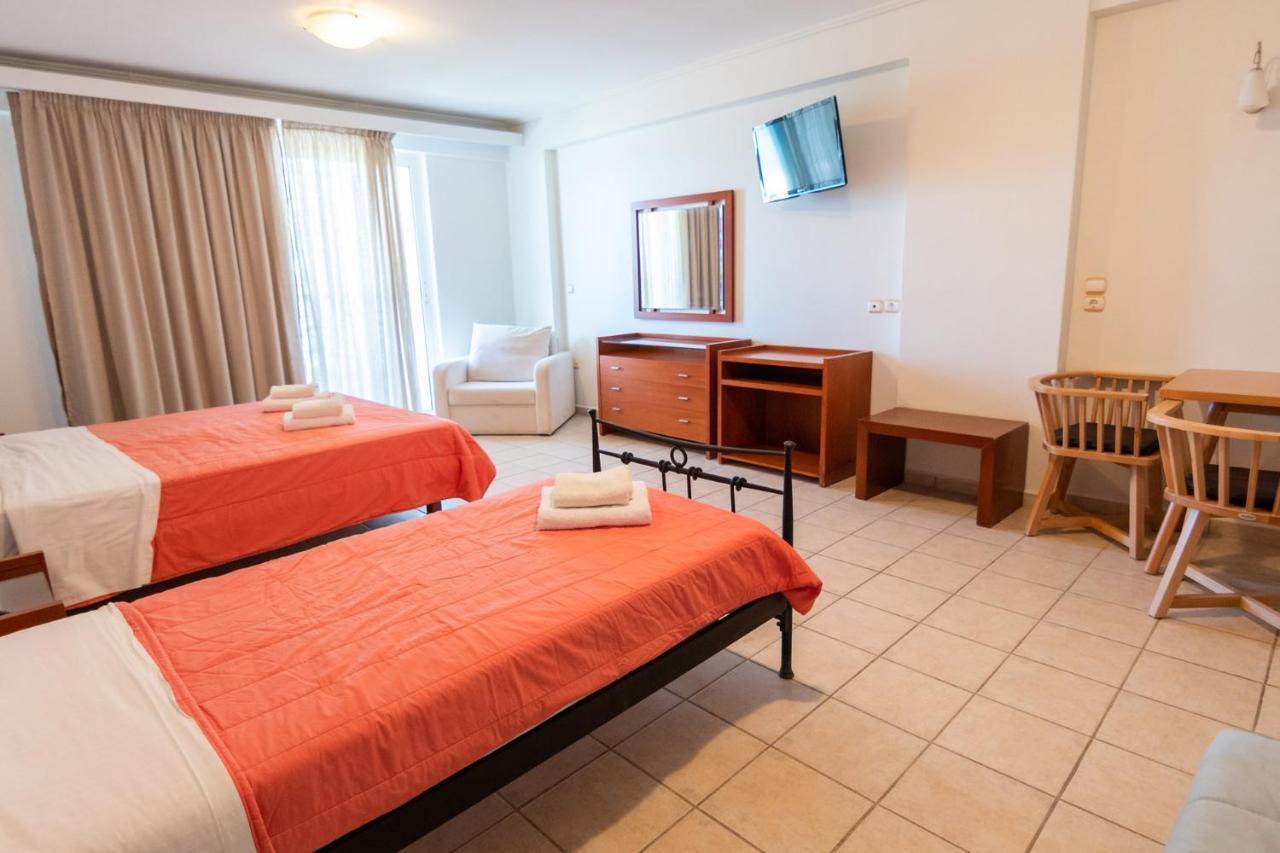 Hotel Grand Nefeli Vasilikí Buitenkant foto